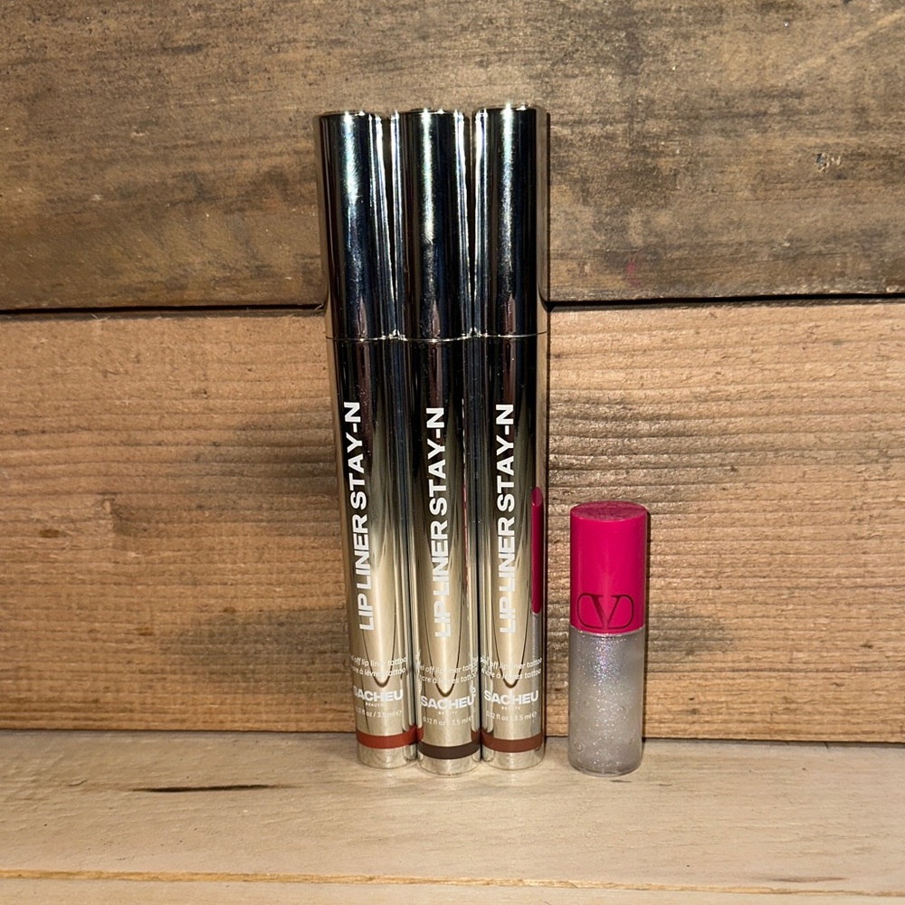 Valentino and SACHEU lip set